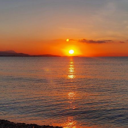 Blue Terrace Apartment - Marina Baie Des Anges Villeneuve-Loubet Bagian luar foto