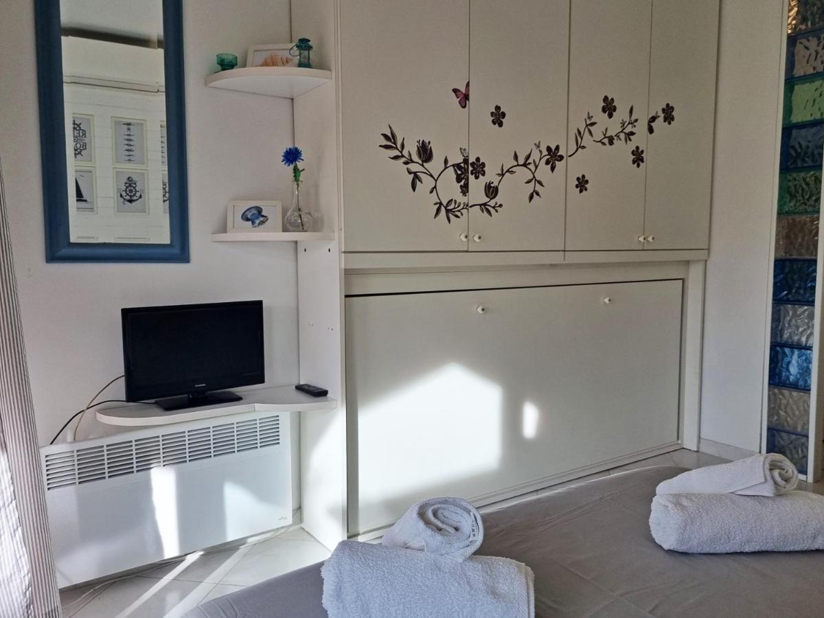 Blue Terrace Apartment - Marina Baie Des Anges Villeneuve-Loubet Bagian luar foto