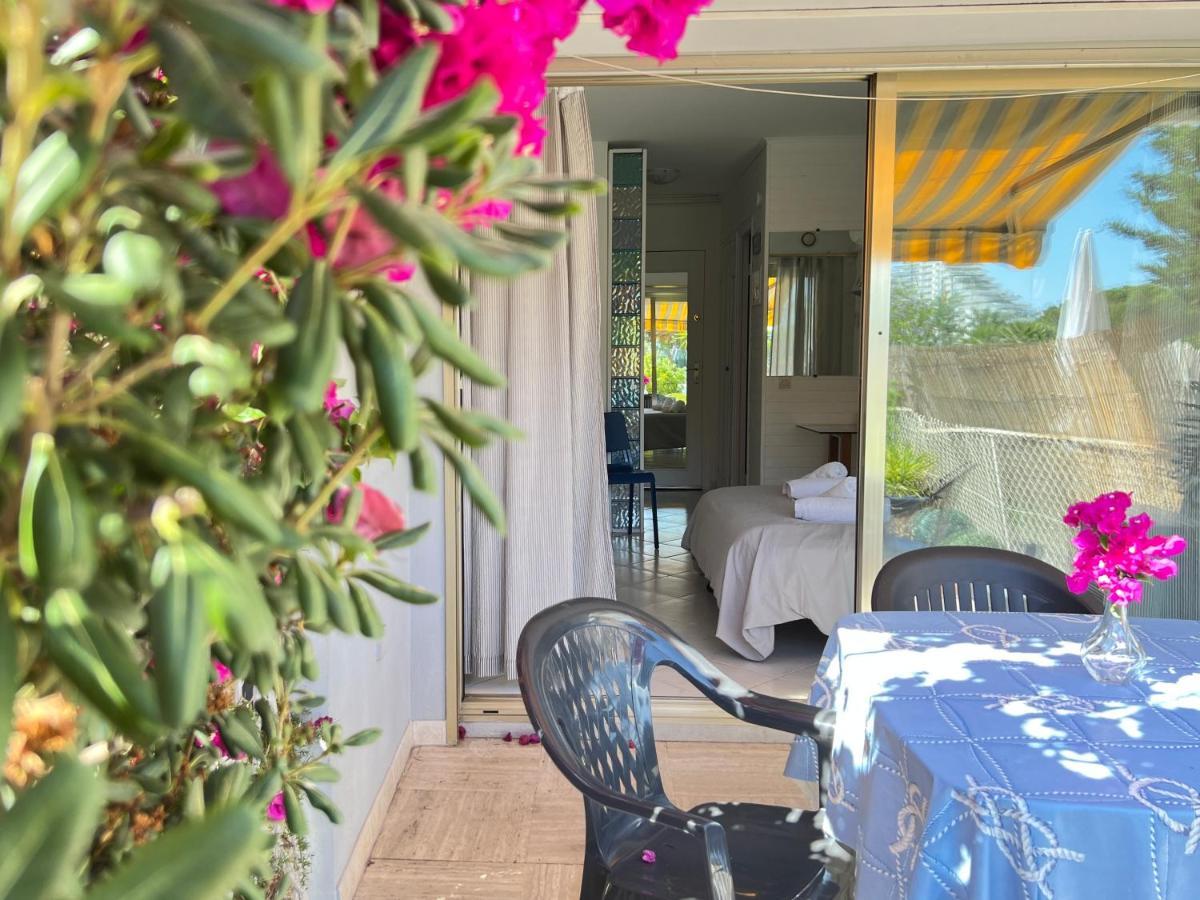Blue Terrace Apartment - Marina Baie Des Anges Villeneuve-Loubet Bagian luar foto